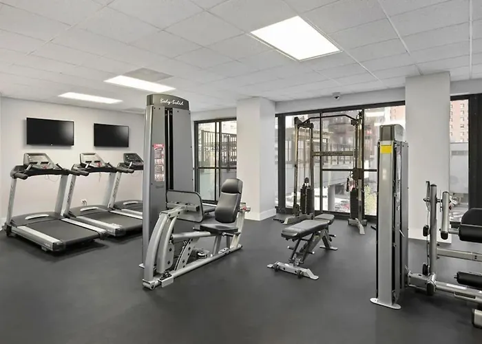 Dtown Penthouse 2bd Parking Gym, Pvt Patio #13 Chicago